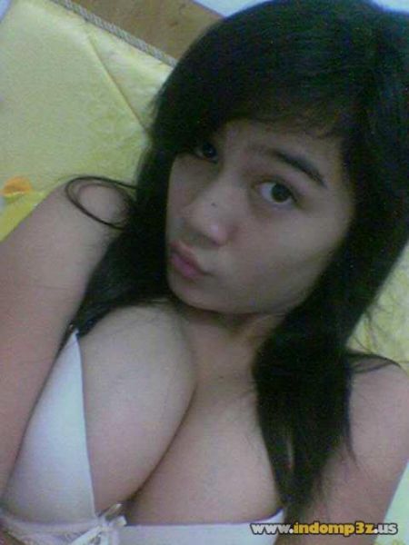 toket gadis montok