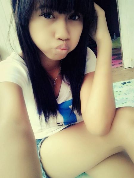 cewek jilbab bugil
