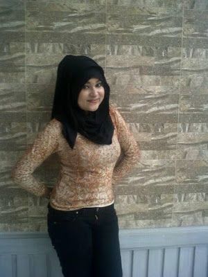 jilbab ngangkang