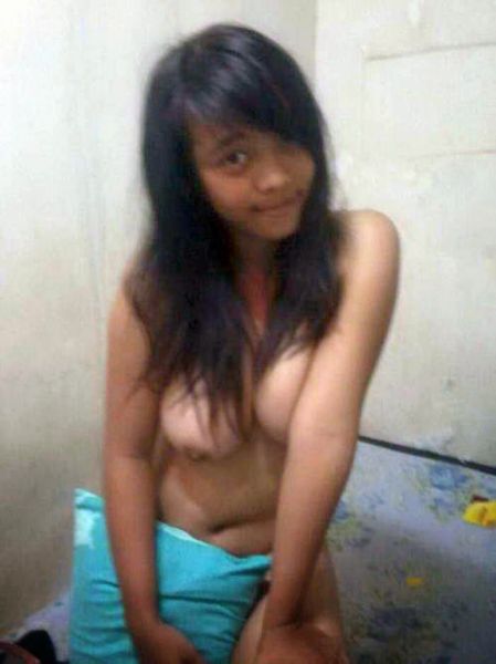gadis cantik goyang maut super duet