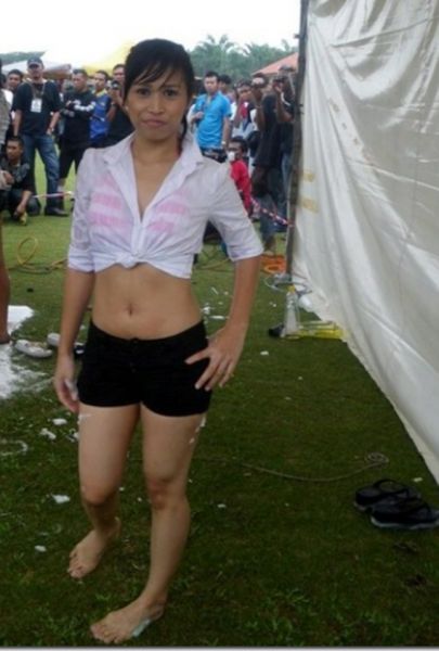 spg cantik bugil