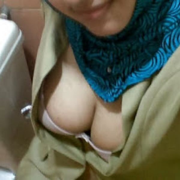 gambar susu montok