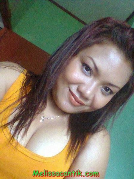 cewek bahenol