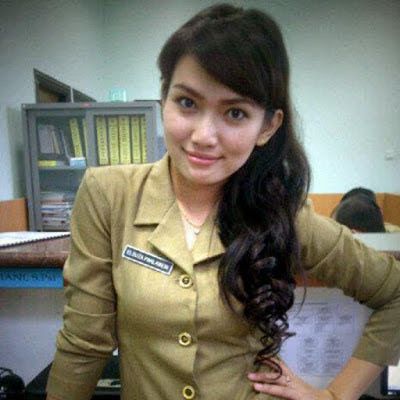 memek tembem aku
