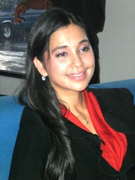 ayu azhari telanjang