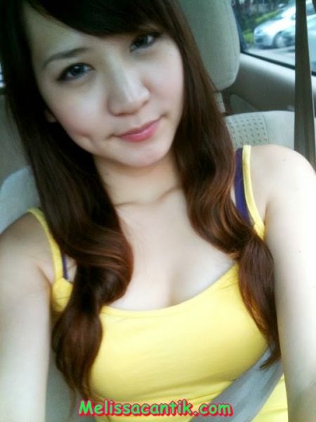 cewek tidur telanjang