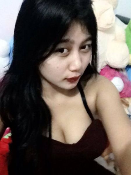 pamela safitri pentil