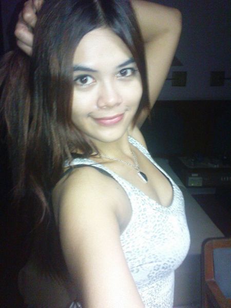 wanita bugil