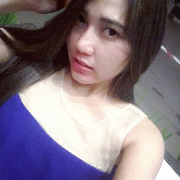 foto agnes monica tanpa busana