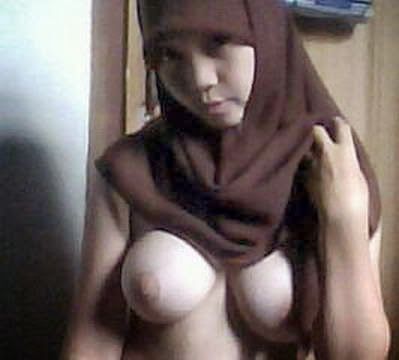 cewek jilbab telanjang bulat