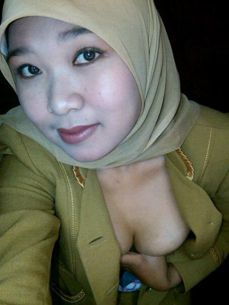 gambar cewek jilbab telanjang