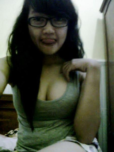 cewek cantik bugil