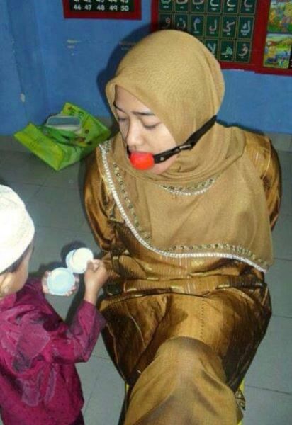 jilbab besar