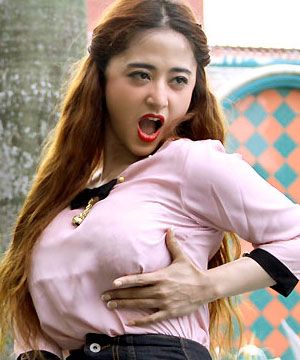 pamela safitri vs dewi persik