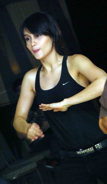 sandra dewi