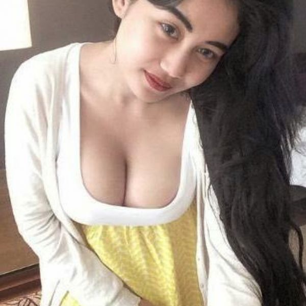 pamela safitri bugil