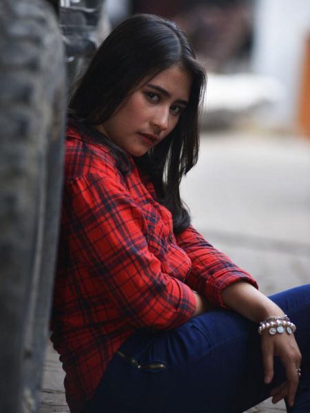 payudara besar cewek hot