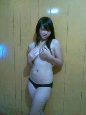 gadis bahenol