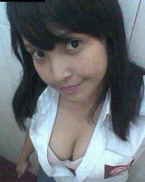 poto bugil artis cut mutiah