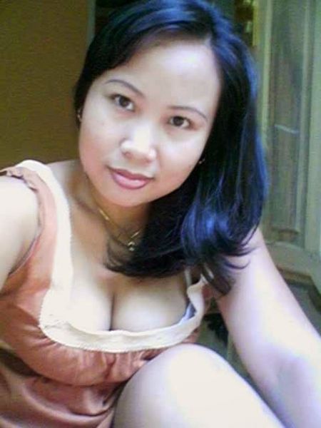artis pakai baju transparan