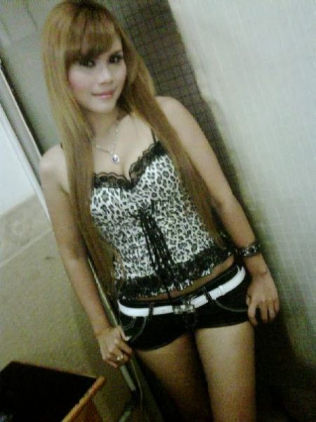cewek bispak ngentot abg