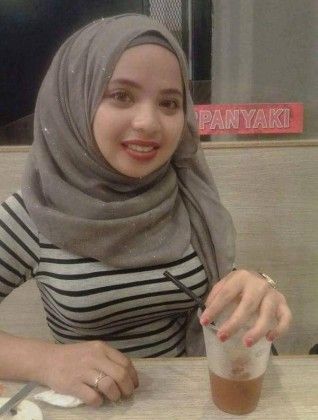 cewek jilbab toge