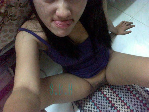 gadis jilbab toket gede