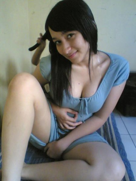 melayu wanita gemuk