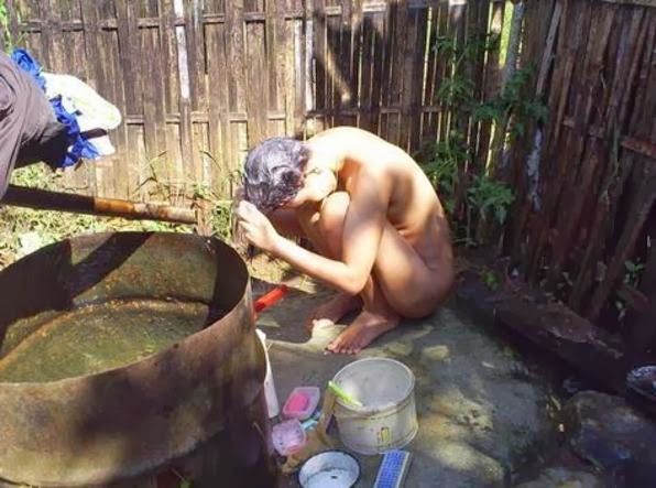 intip cewek mandi
