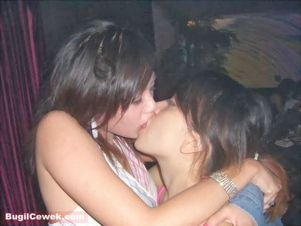 cewek lesbi sex
