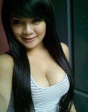 cewek toket besar