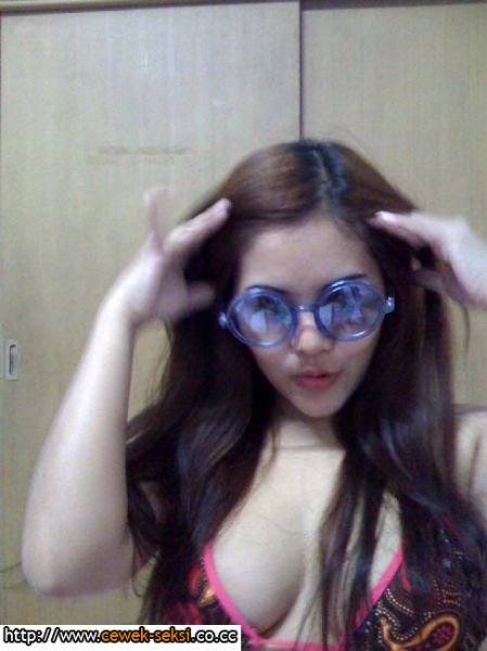 bugil mulus