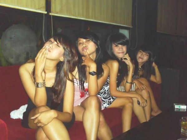 cewek cantik