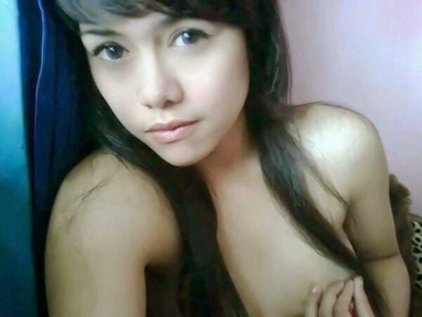 cewek cantik bugil