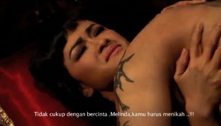sandra dewi telanjang bulat