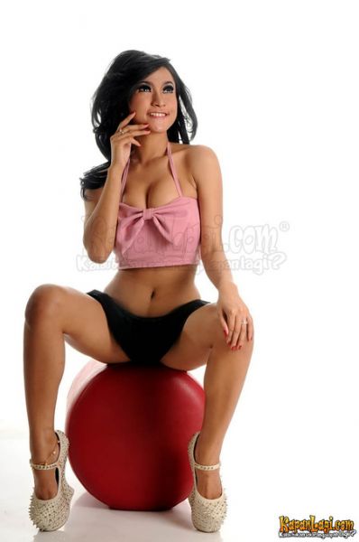 amel alvi foto porno