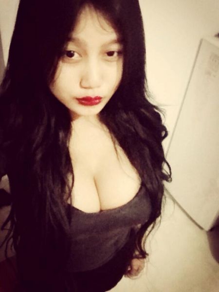 pamela safitri bugil