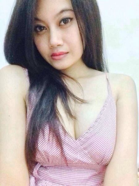 cewek pamer payu dara