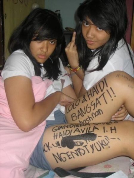 cewek bugil