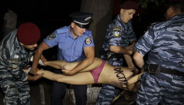 polisi mesum