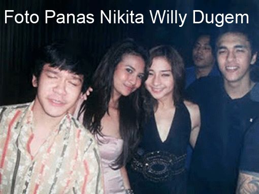 tubuh wanita tanpa busana