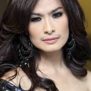 iis dahlia bugil