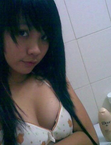 bugil montok