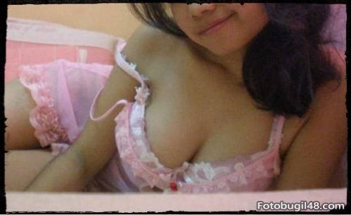 cewek jilbab bugil