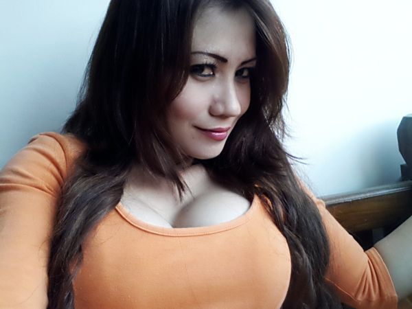 toket gede