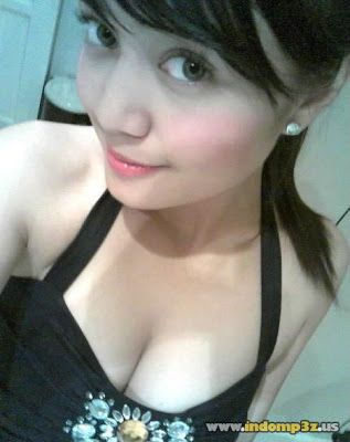 memek bugil lagi ngangkang