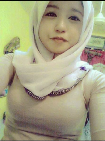 wanita gemuk bugil