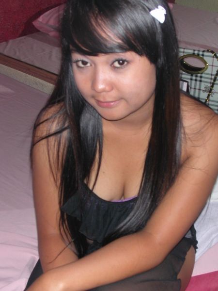 agnes monica hot