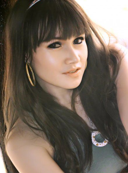 artis pakai baju transparan