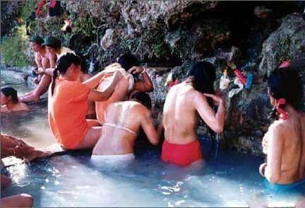 gadis desa mandi